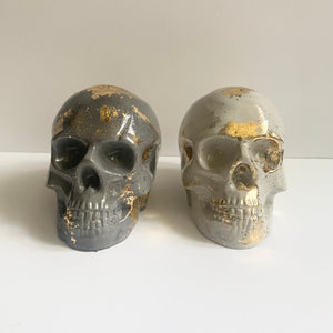 Set of 2 Skulls (Plain + Gold Foil)